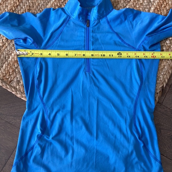 COPY - Long sleeve half zipper gear - Picture 4 of 5
